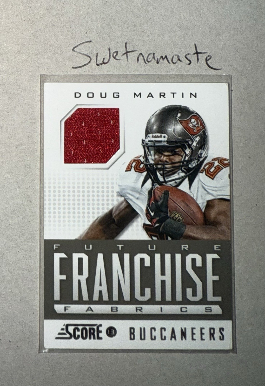 2013 Score - Future Franchise Fabrics Doug Martin #FR-DA (MEM) RIP