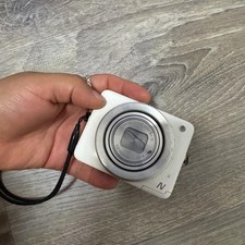 Canon PowerShot N Compact Digital Camera 8x Zoom Image Stabilization White