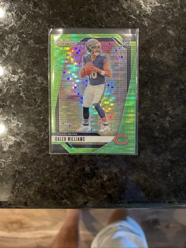 2024 Panini Prizm Rookies Caleb Williams #301 Neon Green Pulsar Prizm (RC)