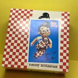 Vintage Bob’s Big Boy Take Out Lunch Box W/Signed Picture By Big Boy Himself