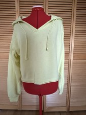 American Eagle Women  s Soft Yellow Long Sleeve Cropped Hoodie, Top. Medium Size