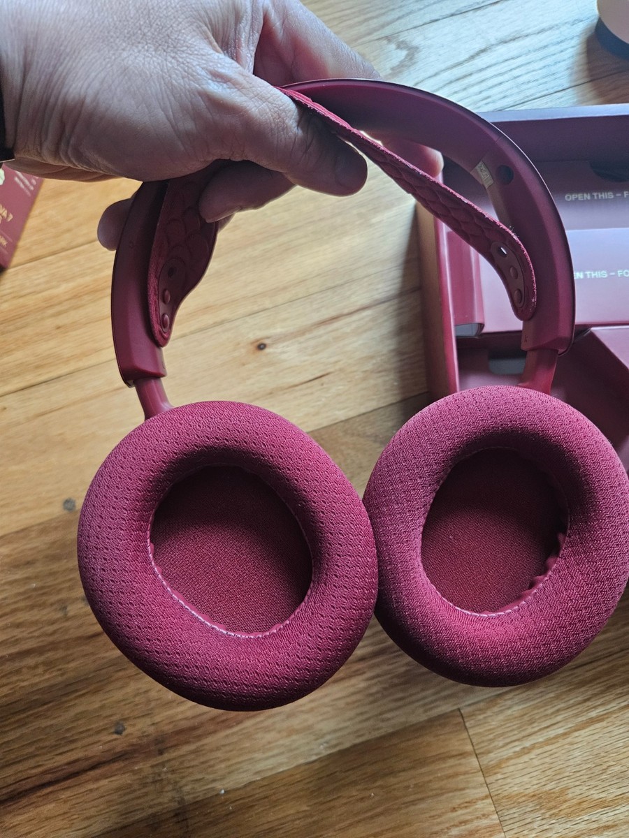 SteelSeries Arctis Nova 7 Wireless Year of the Dragon Edition