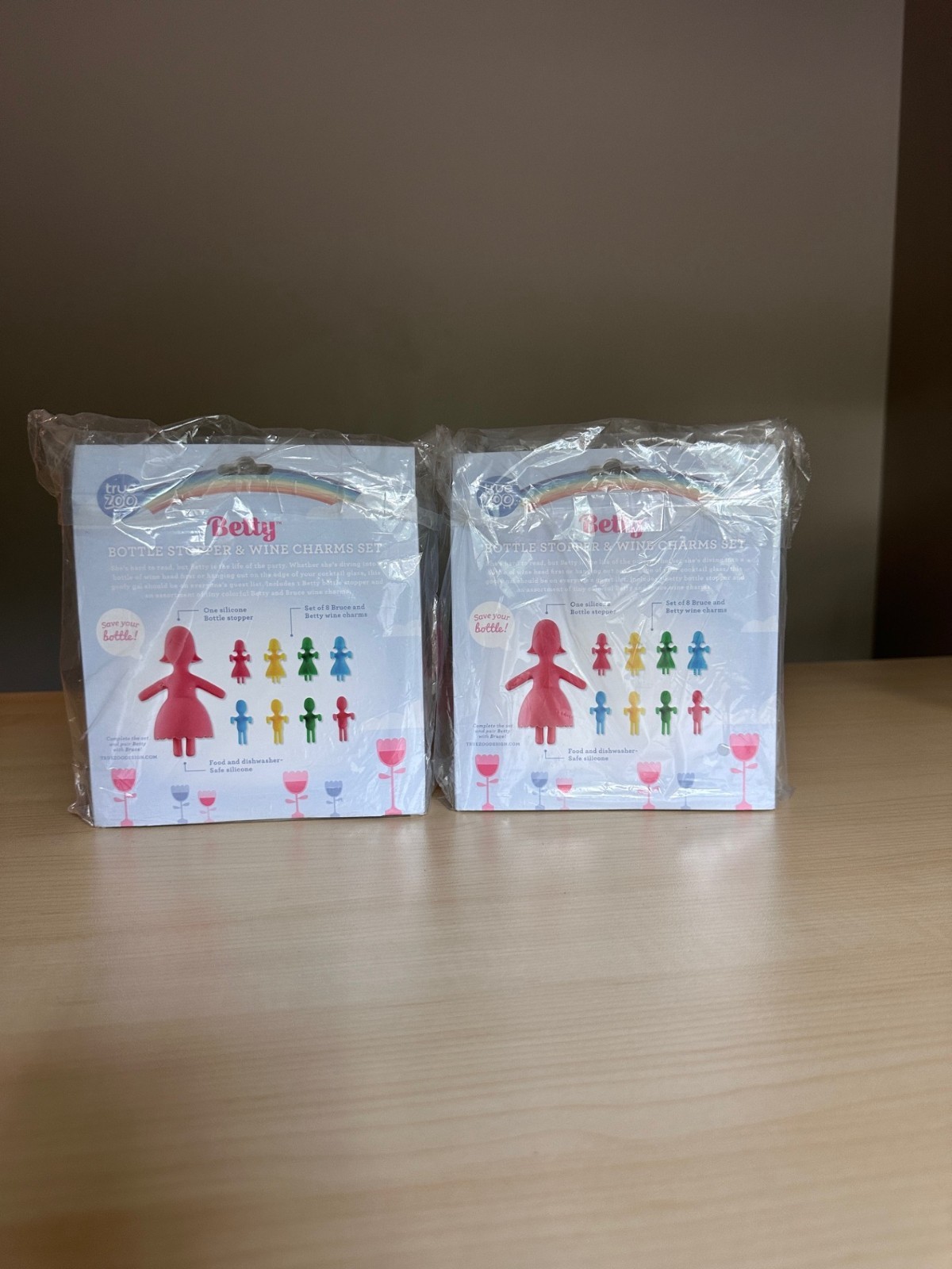 02 SETs - Betty By True Zoo Bottle Stopper And Wine Charms Set