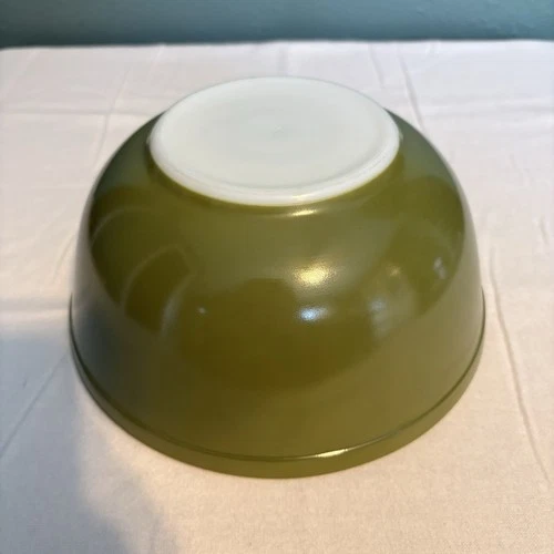 Pyrex Verde 403 Vintage Mixing Bowl 2.5 Quart Avocado Green Nesting Milk Glass