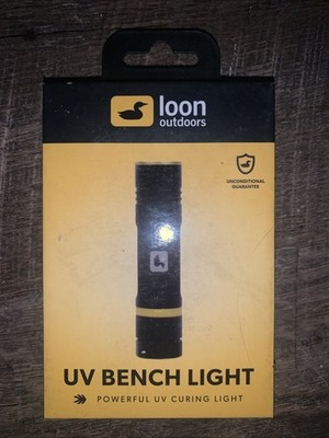 LOON UV INFINITI LIGHT. HIGH POWERED RECHARGEABLE UV CURING LIGHT FOR FLY TYING
