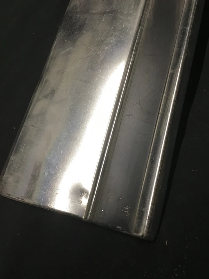 1973 - 75 雪佛兰 Monte Carlo 下门饰边原装成型 DS LH 侧面 — 第 4/4 张图片