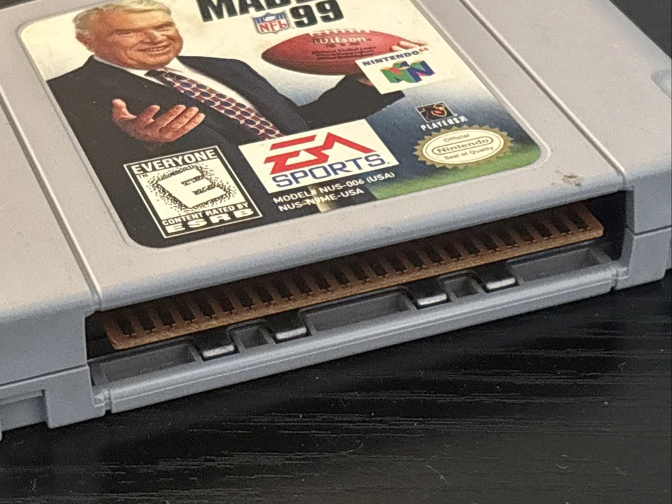 Madden NFL 99 N64 (Nintendo 64) Solo cartucho - Juego de fútbol americano John Madden 1999 Foto 3 de 3