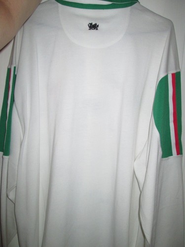 Von Wales Squad signiertes Auswärtstrikot WM 2003 Rugby Union neu mit Etikett Echtheitszertifikat 12666 - Bild 4 von 5