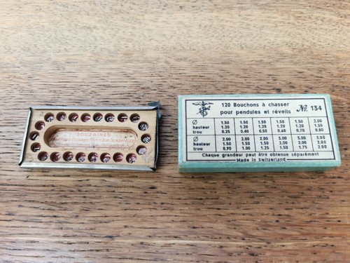Vintage Schweizer Messing Bouchons, versch. Größen, NOS Teile, Uhrmacher #M488
