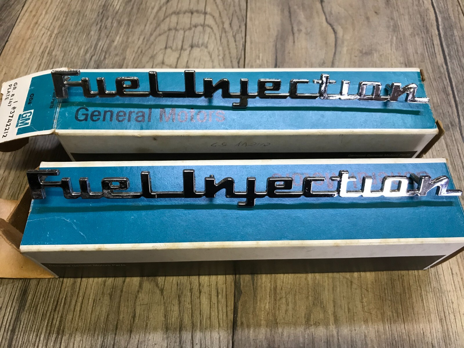 Ford Fuel Injection Emblems 1957 CORVETE CHEVY BEL AIR NOS GENUINE GM FUEL INJECTION FENDER EMBLEM ...