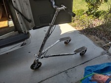 TRIKKE T8 3 cv Adult Carving Scooter Foldable , Brakes