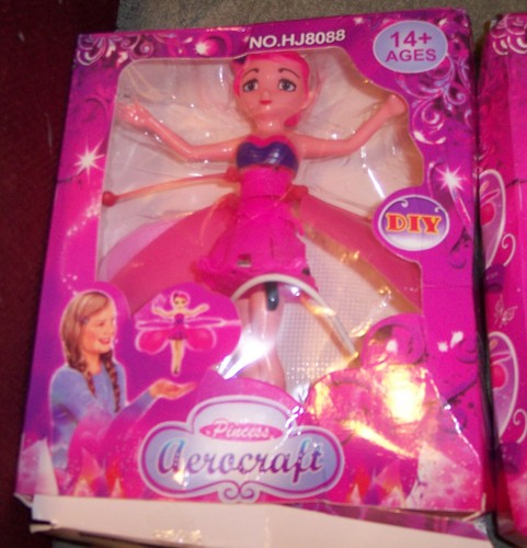 3 Aerocraft Flying Pincess USB Charge Lila Pink Blau Originalverpackt (LESEN) - Bild 2 von 4