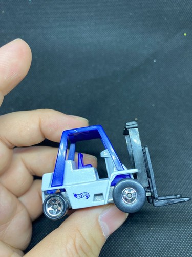 Hot Wheels Maisto Matchbox Mattel 1/64 Diecast Car - Picture 366 of 607