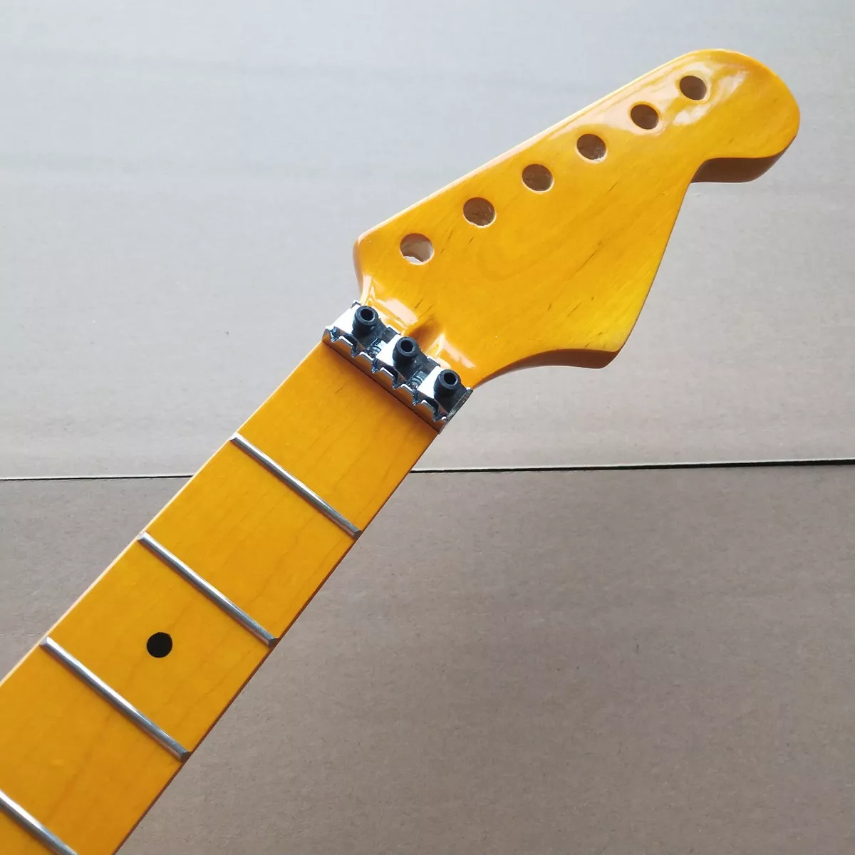 Yellow electric guitar neck parts maple fingerboard 24 fret 25.5