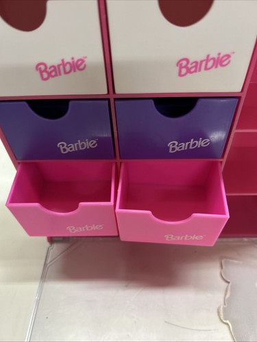 1993 Pink Barbie Wardrobe Storage Carrying Case & Accessory Drawers - Picture 7 of 9