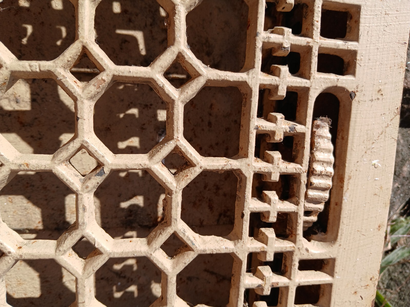 Antique Victorian Cast Iron Floor Register Vent 1890s