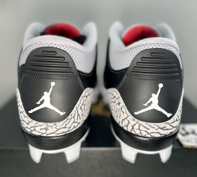 NIKE Jordan 3 Retro MCS 野球用スパイク　28cm NIKE Jordan 3 Retro MCS 野球用スパイク 28cm - メルカリ