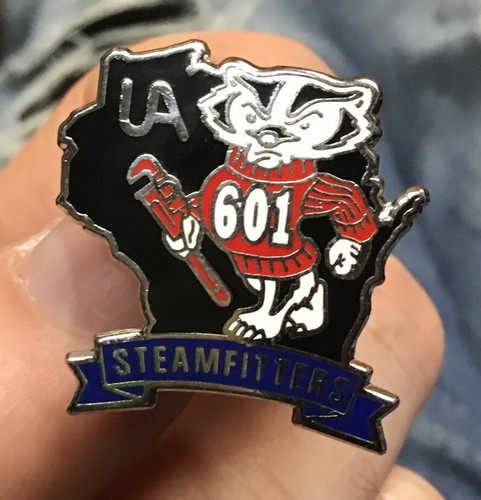 UA PLUMBERS PIPEFITTERS STEAMFITTERS UNION LOCAL Lapel Pin 601 