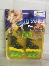 Vintage Mirco Skates Finger Roller Skates Inline Toy With Wheels Skate Stand NEW