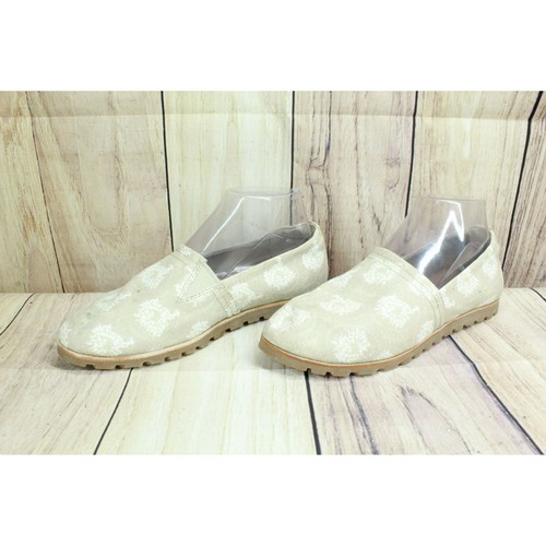 LL Bean Lakewashed Women's Tan Canvas Slip On Printed Sneaker Shoes Size 7.5 M - Picture 2 of 9