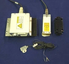 JDSU Uniphase Laser Controller 21093297 w/ Head 21011871-200 