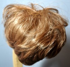 VTG "WEE 3" DOLL WIG JAPAN, HONEY BLOND, 13" Circumference 100 Modacrylic