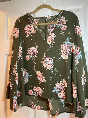 LUSH floral flowy top - size SMALL