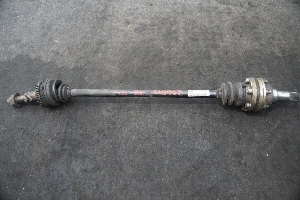 Eje delantero izquierdo o derecho CV 99634903810 OEM Porsche 911 996 2001-05 *Nota* Foto 2 de 4