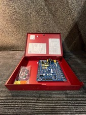 Honeywell Power HPF-PS10 10 Amp Remote Power Supply, * BROKEN HINGE/NO KEY*