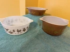 Vtg Pyrex Americana Pattern Nesting Casserole Set w/Lids~1 Pt, 1.5 Pt, 1 Quart