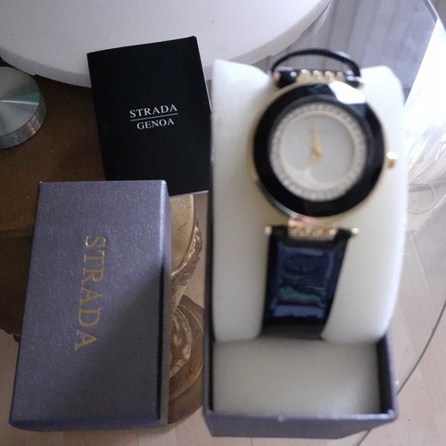 Strada Ladies Watch Boxed With Papers , new see pictures