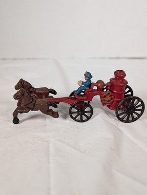 Cast Iron Fireman Fire Pumper Wagon Horse Drawn Fire Truck Toy-FREE SHIPPING 