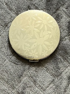Vintage Powder Compact Elgin American Made In USA