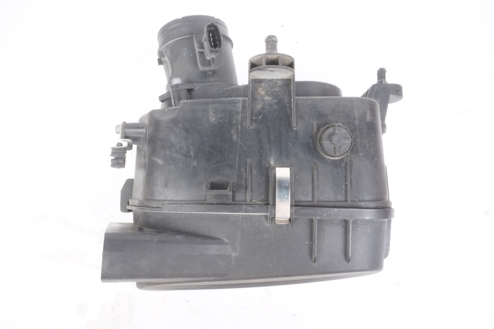 2014 - 2017 Maserati Ghibli M157 Right Engine Air Cleaner Filter Box OEM