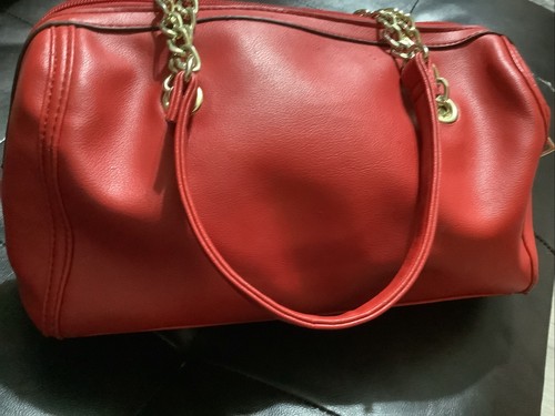 Juicy Couture Barrel-Duffel Bag ~ Vintage Y2K ~ Red~ Gold Chain Double Handles - Picture 10 of 22