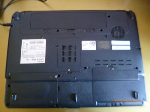 Laptops x 3 working. Selling as spare/repair/parts(Ref:4) - Picture 9 of 12