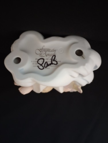 Precious Moments 1997 Fountain of Angels Signed by Sam Butcher No Box - Picture 4 of 4