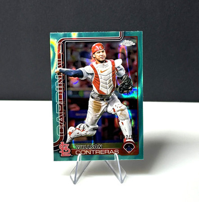 2025 Topps Chrome Willson Contreras #82 Aqua RayWave Refractor 12/199