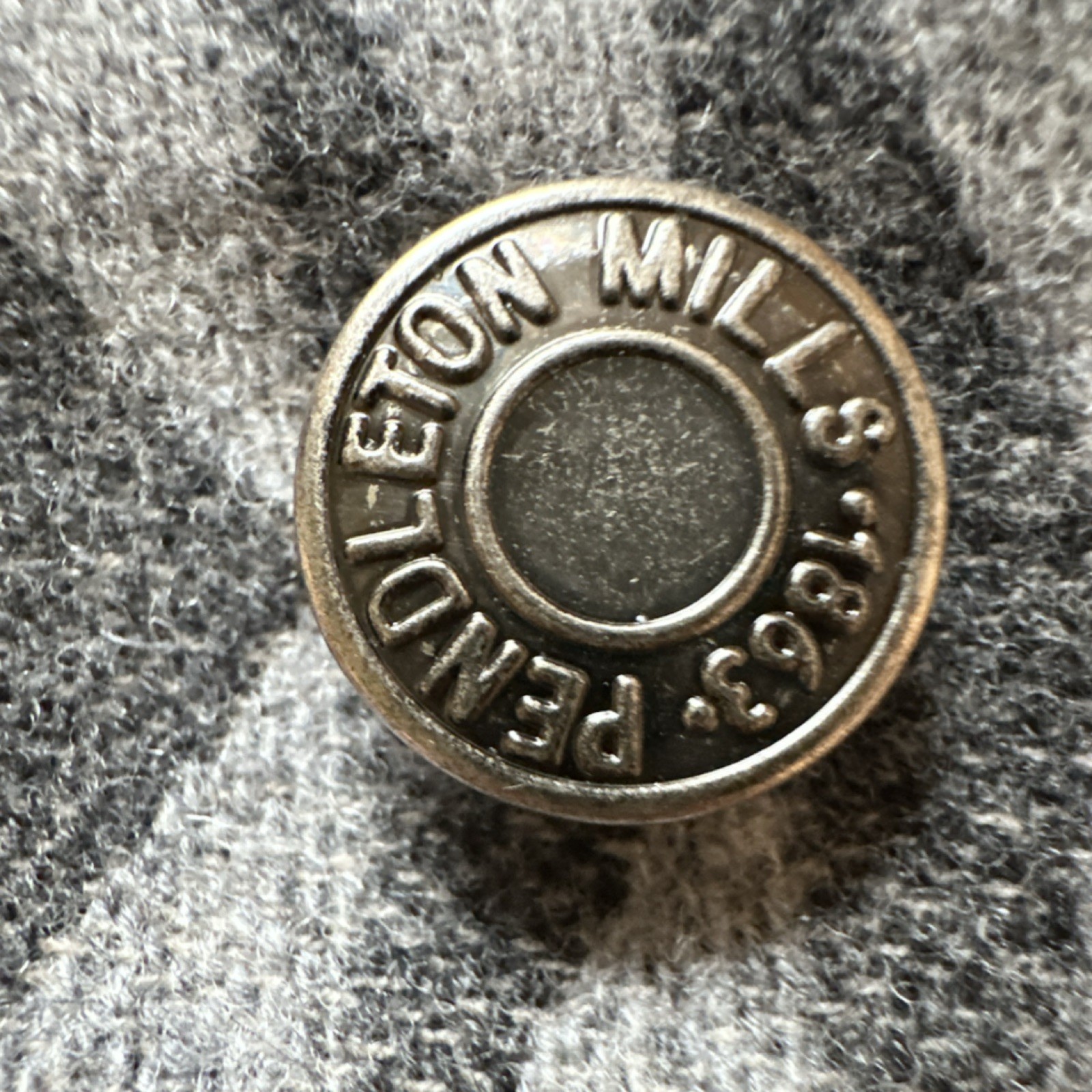 Beautiful Pendleton Women's Geometric Button Jack… - image 8