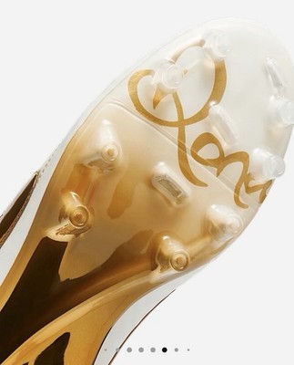 Men's Size 9.5 Nike Tiempo Legend RGN FG SE Ronaldinho Touch Of