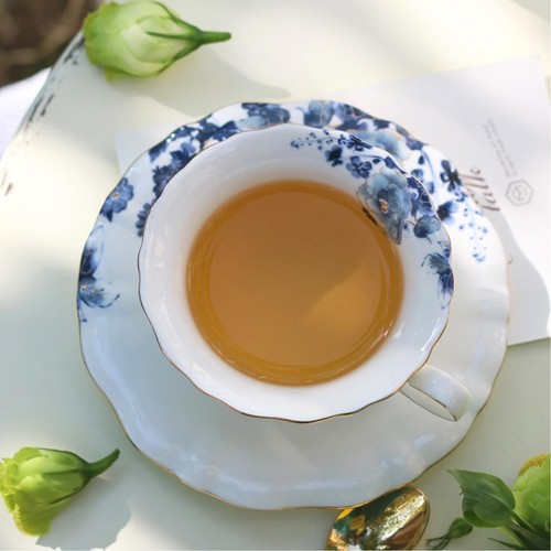 21-Piece Bone China Tea Set for Adults, Blue and White Porcelain Tea Set for ... - Picture 7 of 8