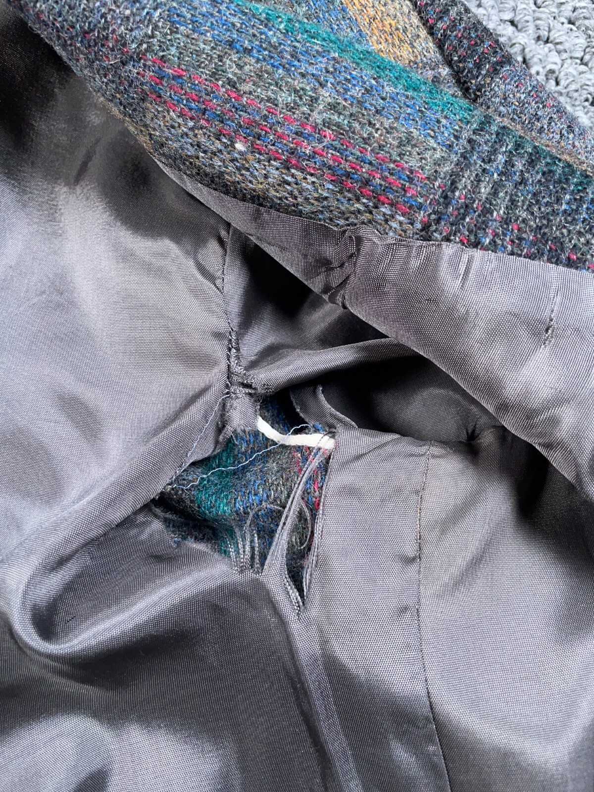 VTG Patchwork Plaid Pattern Wool Blazer Jacket Wo… - image 5