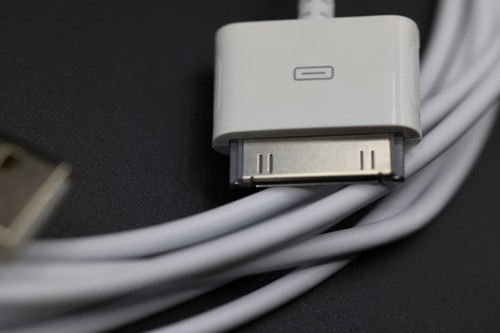 Brand new Genuine OEM Foxconn Cable for Apple iPod Classic- 30-Pin To USB - Picture 5 of 13