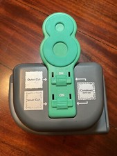 We R Memory Keepers Teal Lucky 8 Punch Flowers Scallop Paper Craft Scrapbooking