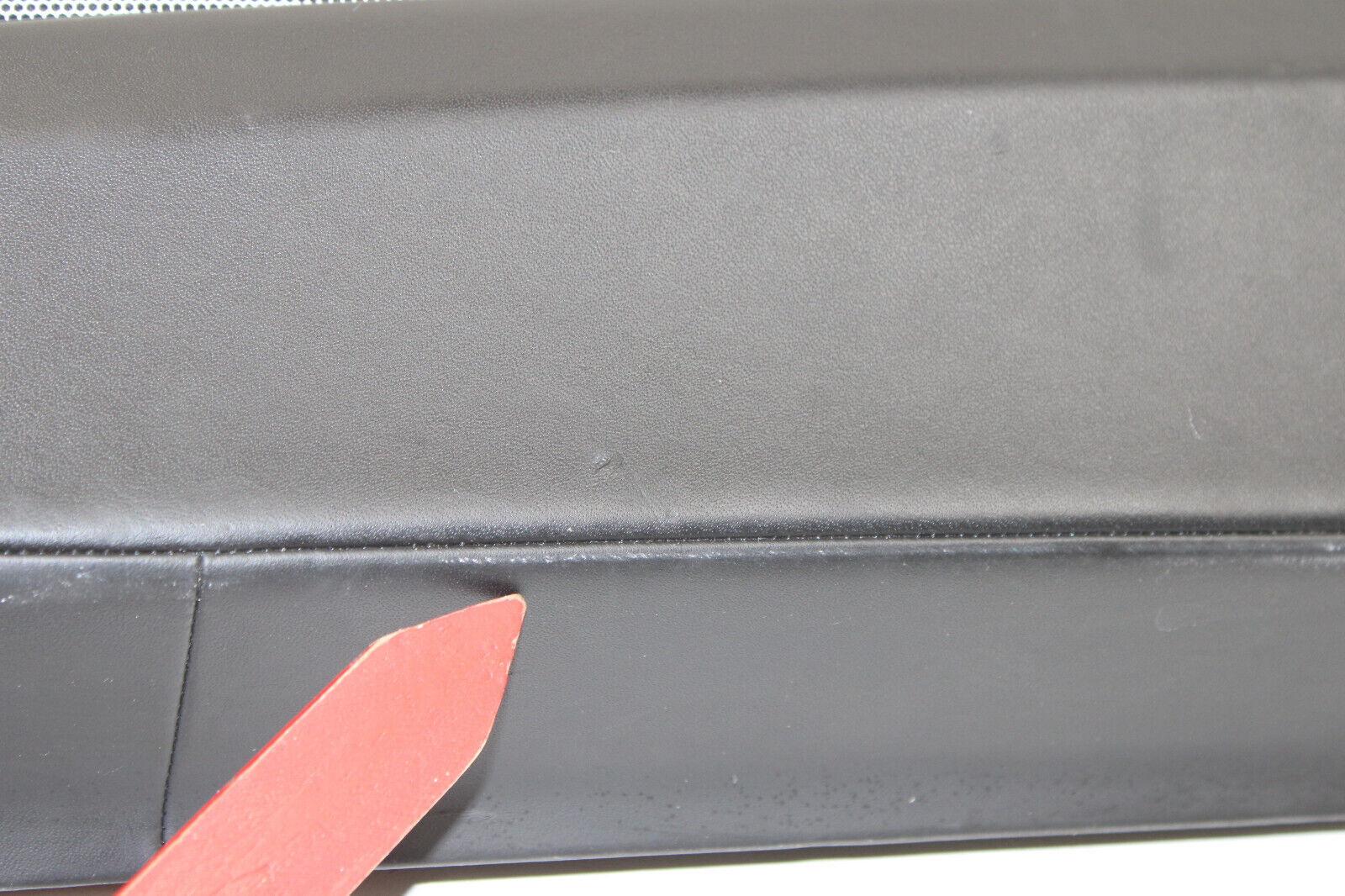 2017 - 2020 MASERATI LEVANTE FRONT RIGHT SIDE INTERIOR DOOR PANEL TRIM COVER OEM