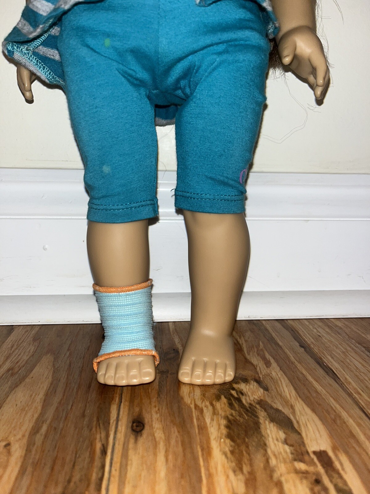 RETIRED American Girl Doll of the Year 2012: McKenna Brooks 18&rdquo; Doll