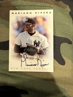 MARIANO RIVERA 1996 LEAF SIGNATURE SERIES SILVER AUTOGRAPH AUTO 