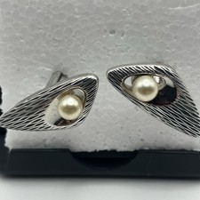 Hickok USA Textured w Faux Pearl Atomic Cufflinks Vintage Silver Tone