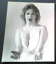 Debbie Irons 8x10 Glossy Publicity Photo (1990s) Wrestling Magazine File Pix