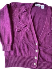 Vintage Floral Embroidered That  s Me Cardigan Size Medium Purple